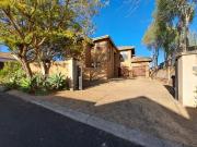 spacious 5 bedroom double storey hom.