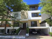 Spacious 5 Bedroom House and Lot for Lease in McKinley...