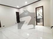 Spacious 6 Bedroom Family Haven On Prime Location...