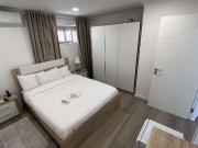 Spacious 9 Bedroom House in Santa Iria de Azóia – Ideal...