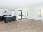 Spacious Alkimos Beachside Home