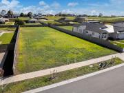 Spacious allotment in Coronet Bay