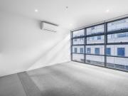 Spacious Amazing 1 Bedroom Apartment FOR RENT!