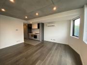 Spacious Amazing 2 Bedroom Apartment READY TO MOVE IN!