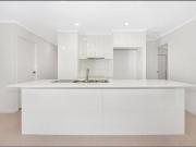 Spacious and Bright Duplex in the Heart of Pimpama