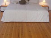 Spacious and charming centrally located Altbau...