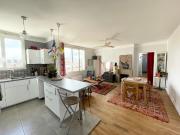 Spacious and Comfortable 3 Room Apartment