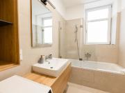 Spacious and comfortable flat for groups in Vienna,...