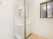 Spacious and Convenient Living in Robertson!