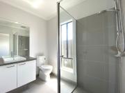 Spacious and Modern 4 Bedroom Home in Kalkallo