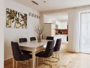 Spacious and modern apartment with garden, Wien