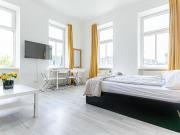Spacious and modern suite near school Wien, Vienna...