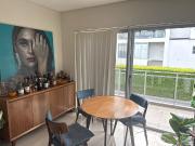U 28 Spacious and Open Plan Apartment Top Floor 2...
