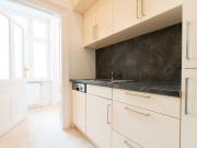 Spacious and trendy 3 bedroom apartment near the...