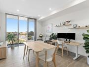 Spacious Apartment & Huge Walk In Robe