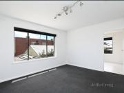 Spacious Apartment In Convenient Location