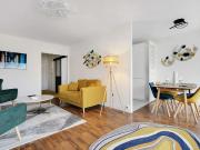 Spacious apartment La Villette