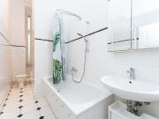Spacious apartment located in Pankow, Berlin Amsterdam...