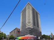 Spacious Apartment Next To Emporium