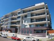 Spacious Apartment with River Glimpses Walk to Town &...