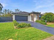 Spacious Ascot Park Living Opposite Leafy Reserve and...