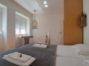 Spacious bedroom in a 4 bedroom apartment in Rua Lucinda...