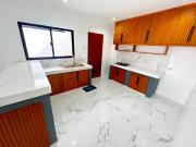 Spacious Brand New House and Lot For Sale In BF ALMANZA,...
