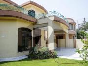 Spacious & Budget Friendly! 1 Kanal Beautiful Bungalow...