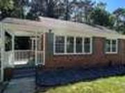 Spacious Captivating 2bd/1ba/ @ Whitaker Cir NW