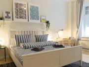 Spacious & central Period Apartment w/3BR