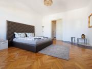 Spacious & charming home with private SAUNA near to the...
