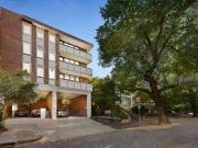 Spacious City Fringe Apartment