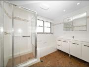 Spacious Coastal Apartment with Panoramic Views