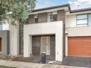 Spacious Craigieburn Townhouse