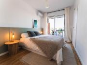 Spacious double bedroom with balcony in wonderful co...