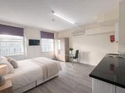 Spacious Double Bedsit