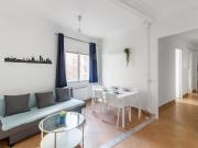 Spacious double room in calle Valencia