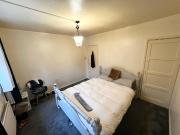 Spacious Double Room in Shared House – M15 6AH – All...
