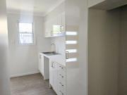 Spacious Dual Level Family Home with 6 Bedrooms – Newly... Spacious Dual Level Family Home with 6 Bedrooms – Newly...