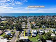Spacious Dual Occupancy Home Near the Coast