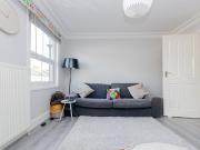 Spacious duplex 1 double bedroom flat in Islington