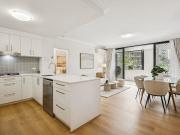 Spacious executive apartment with multi purpose room in...