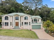 Spacious family excellence on 2,402sqm