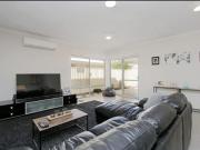 SPACIOUS FAMILY HOME