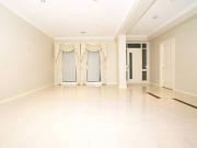 Spacious Family Home in a Prime Location!