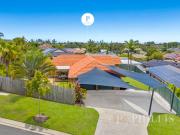 Spacious Family Home in a Quiet Merrimac Cul de sac