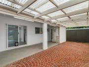 Spacious Family Home in Convenient Mount Sheridan Location