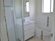 Spacious Family Home In Mount Low