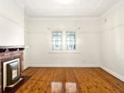 Spacious Family Home in Prime Wollongong Location