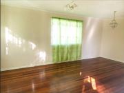 Spacious Family Home in Slacks Creek